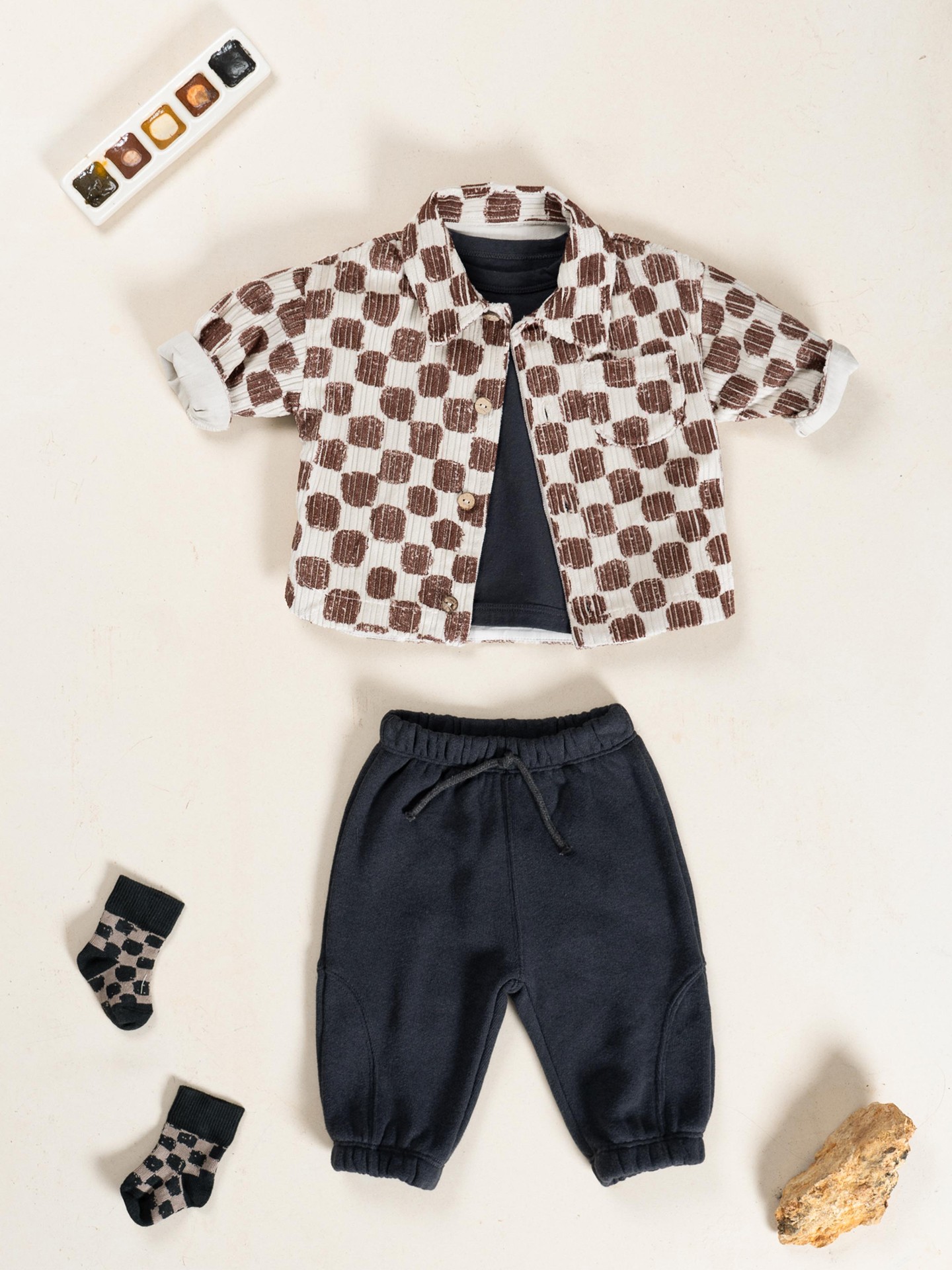 Knit trousers in recycled cotton and recycled polyester blend