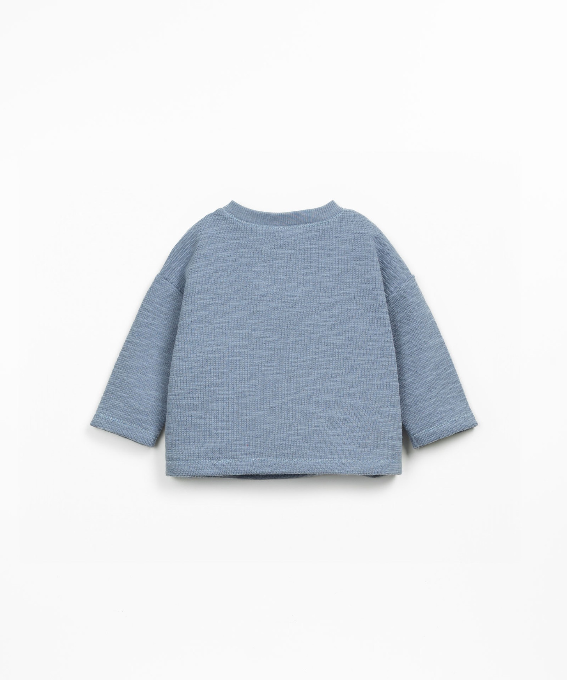 Jersey t-shirt with shoulder opening