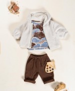 Long sleeve t-shirt with mountain print