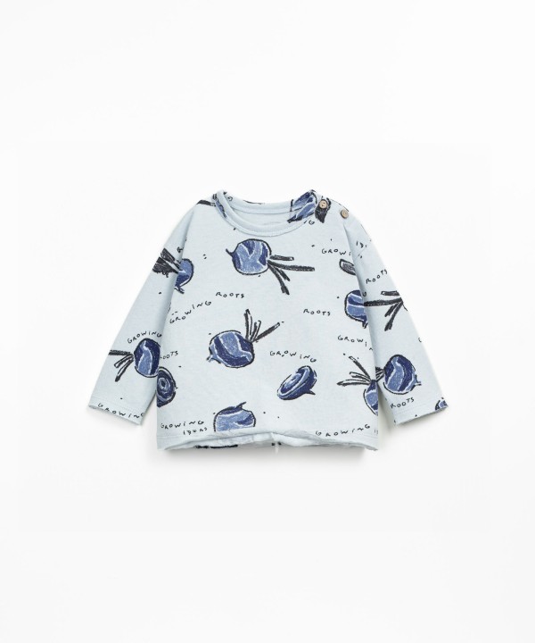 T-shirt with beetroot print