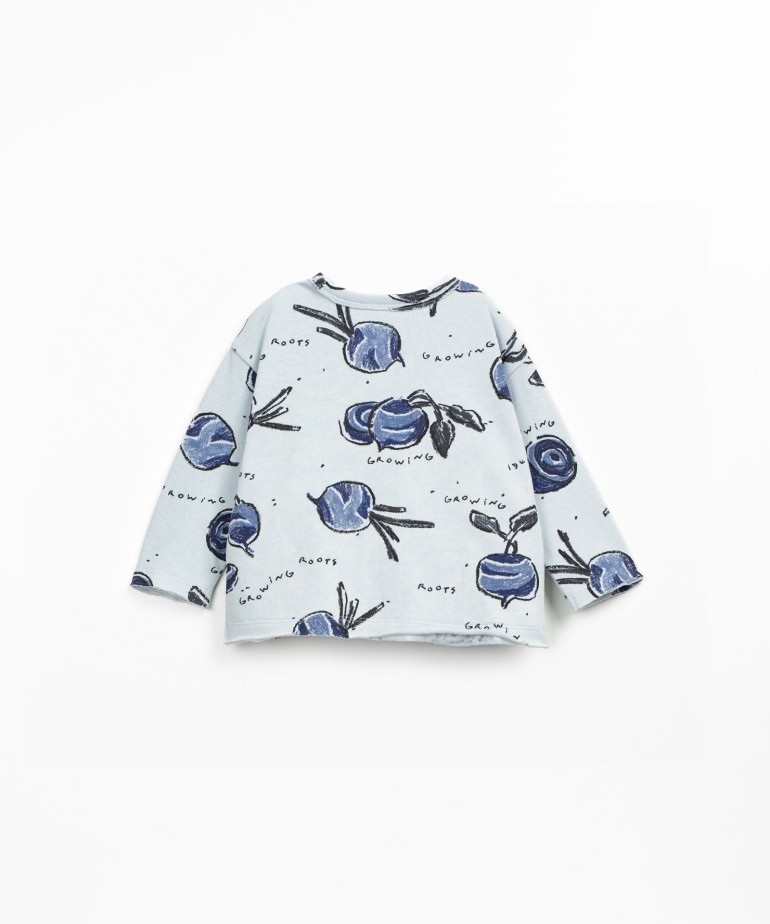 T-shirt with beetroot print