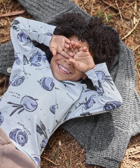 Camiseta con estampado de remolachas