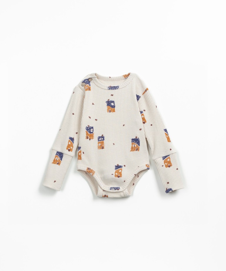 Organic cotton body with houses print