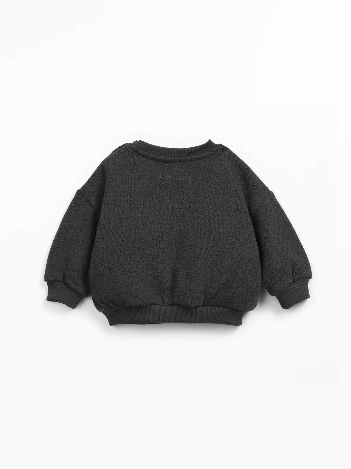 Knitted sweater in a blend of organic cotton and regenerative cotton