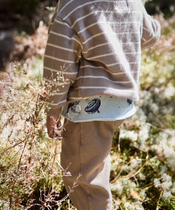 Sweater in a blend of natural fibers and recycled fibers