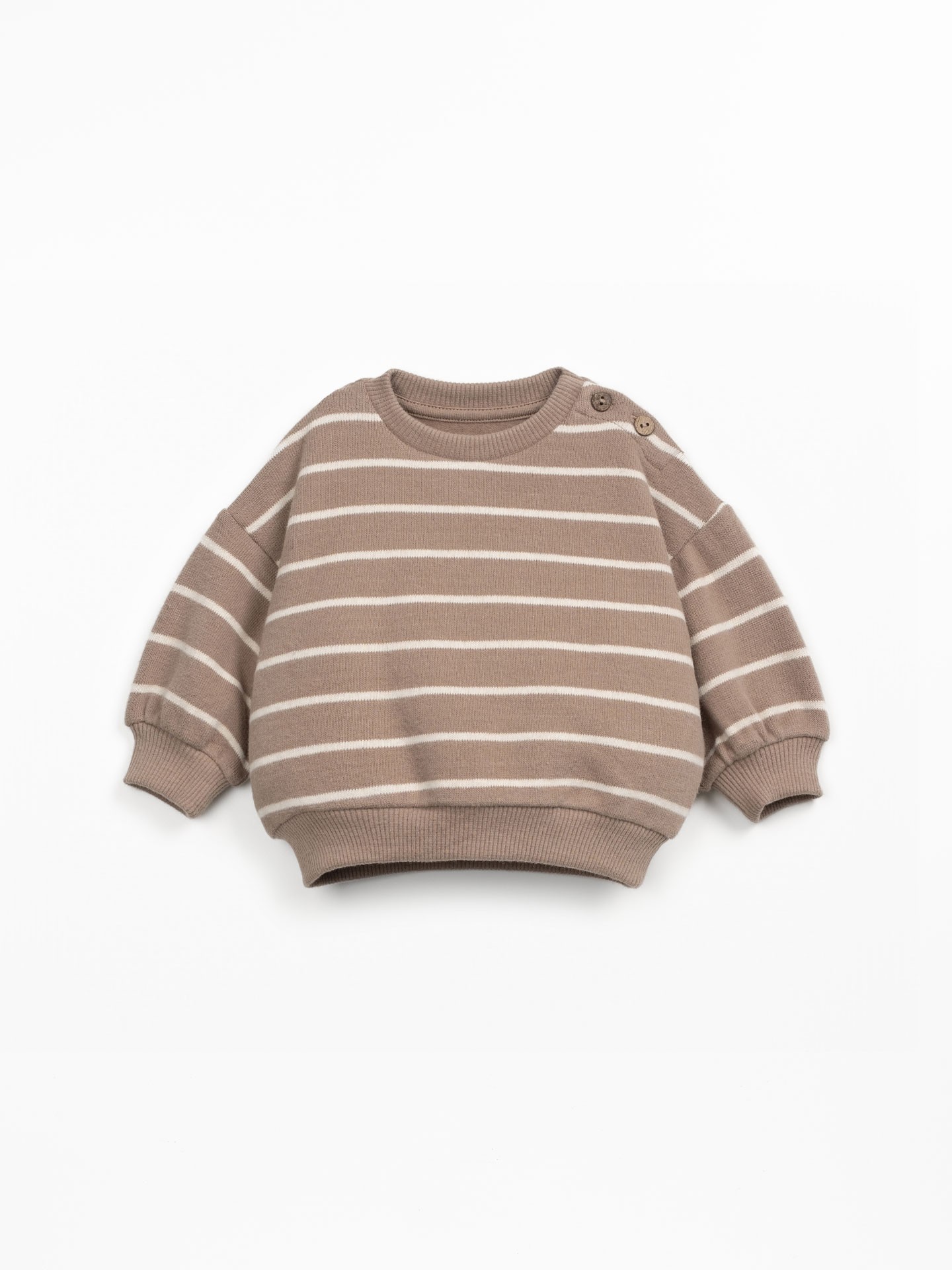 Sweater in a blend of natural fibers and recycled fibers