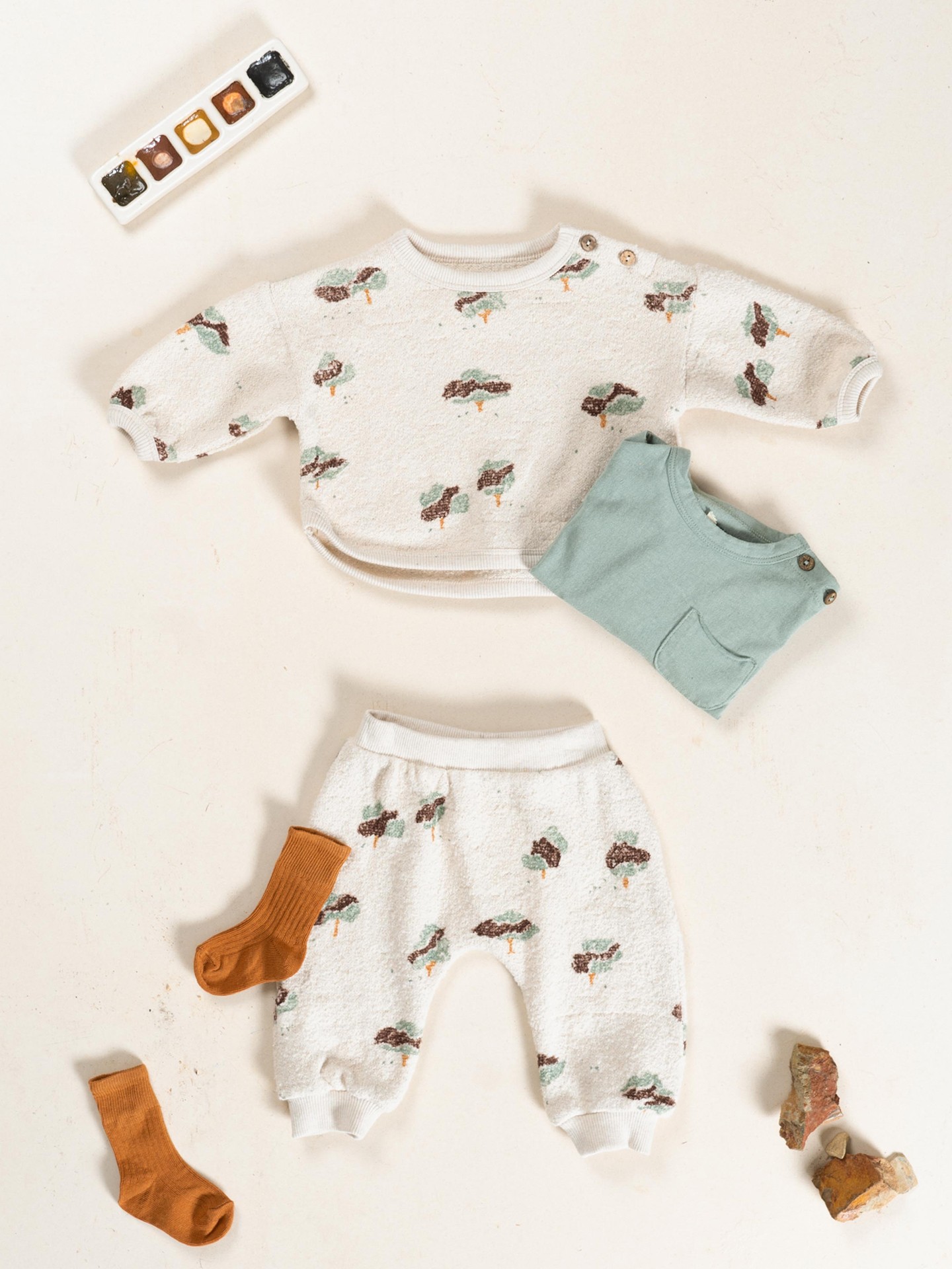 Sweater in natural fiber blend