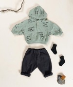Knitted sweater with print