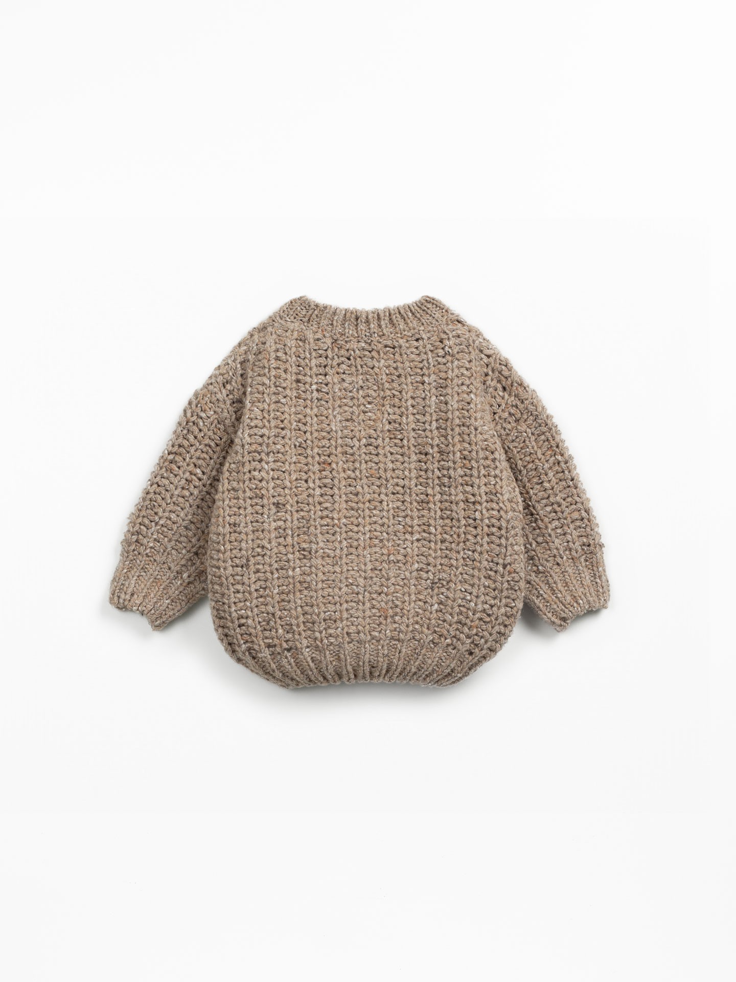Pull en tricot avec fibres recyclées