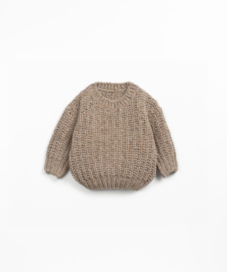 Pull en tricot avec fibres recyclées