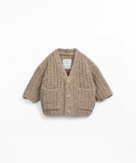 Knitted coat with recycled wool and wool blend