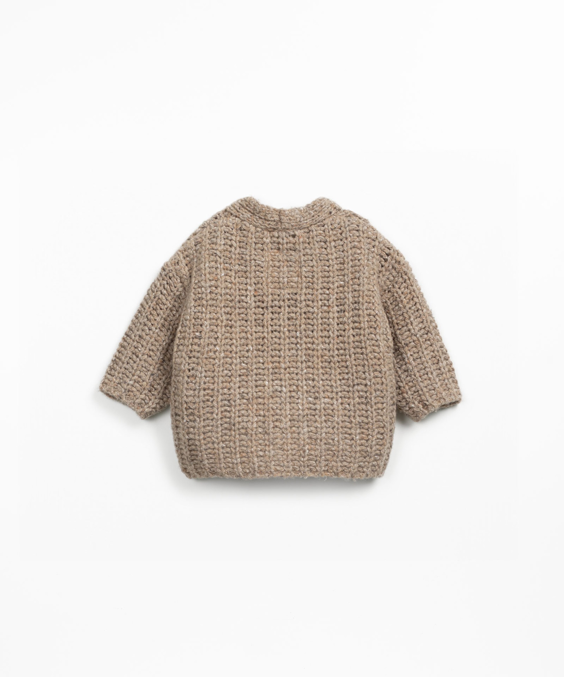 Knitted coat | Wooden Memories