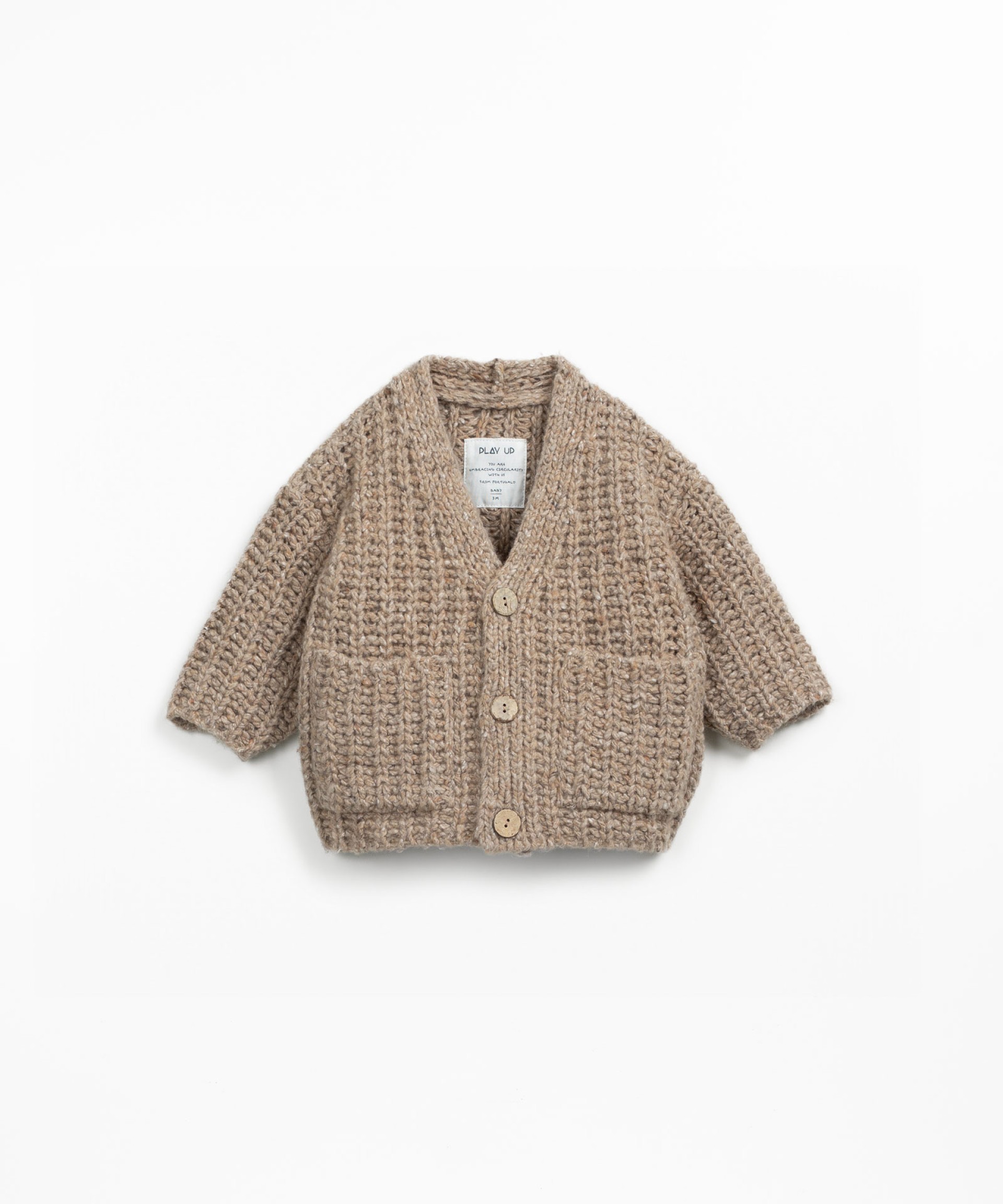 Knitted coat | Wooden Memories
