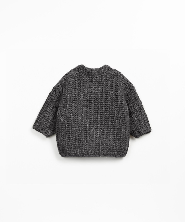 Knitted jacket with recycled wool and wool blend