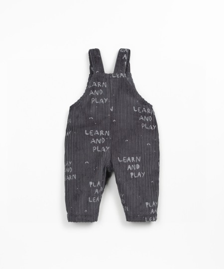 Jumpsuit in corduroy fabric.