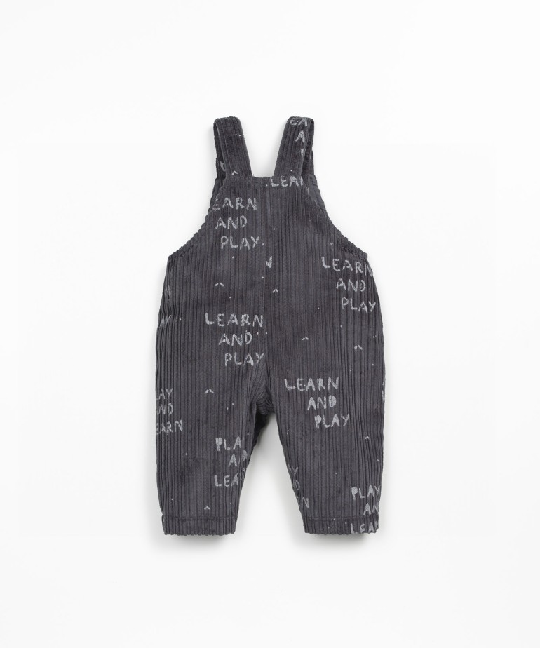 Mono en tejido de pana