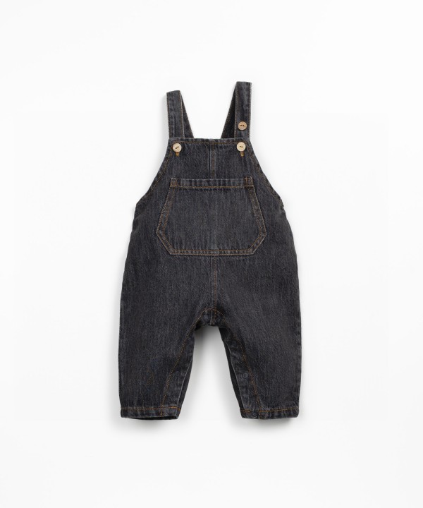 Denim dungarees with front pocket