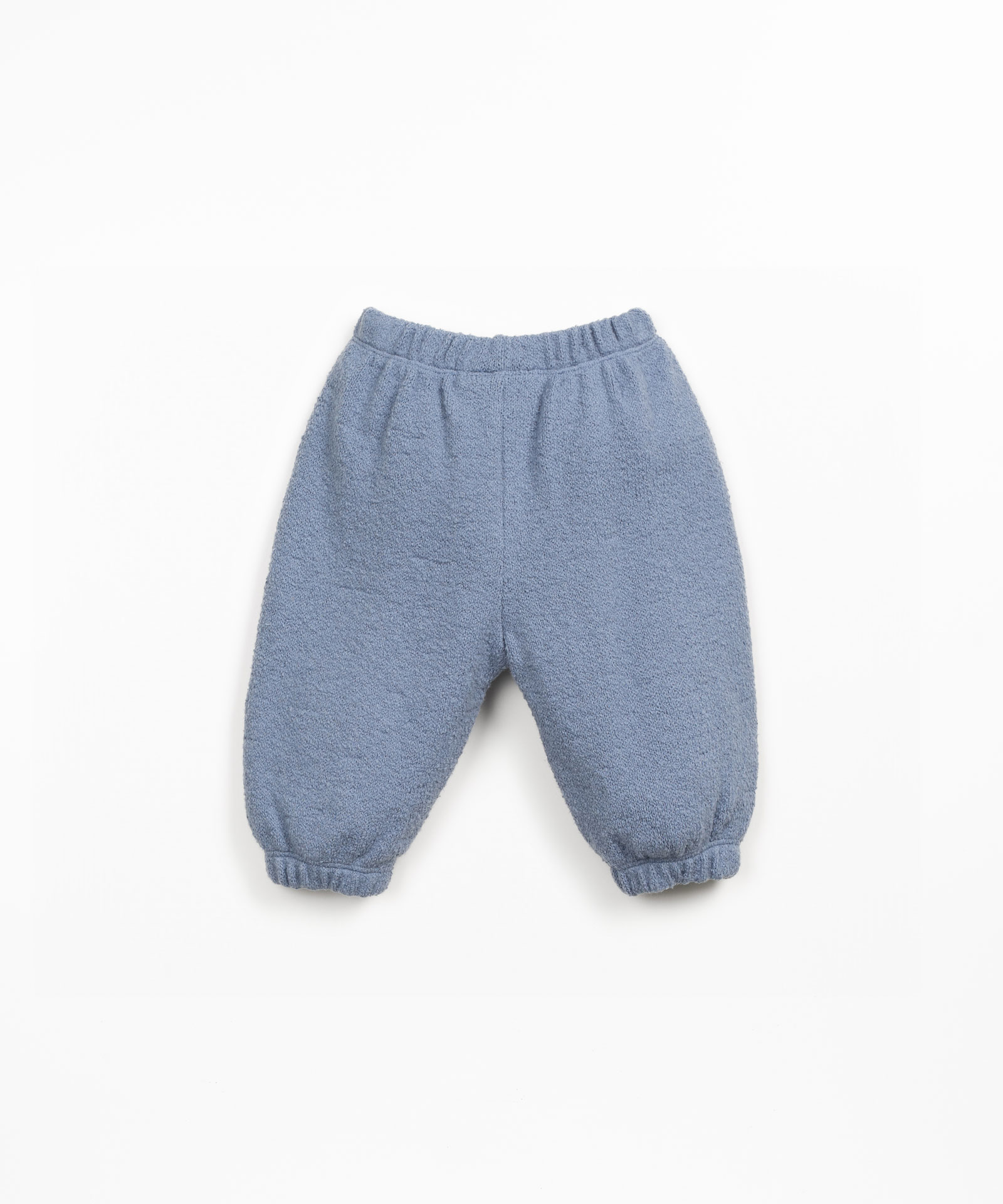 Pantalones de punto en mezcla de algodón orgánico y algodón regenerativo