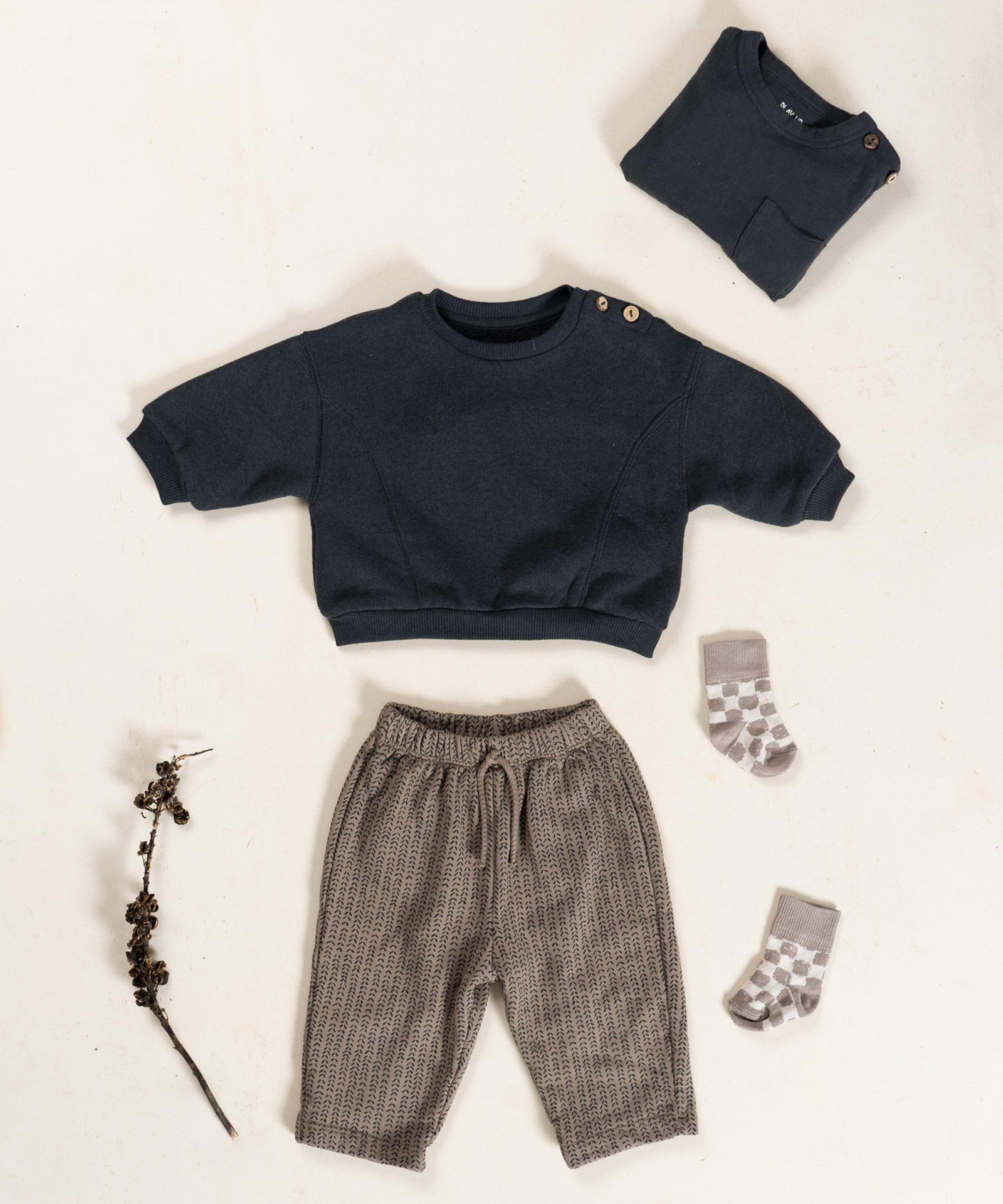 Pantaloni in maglina con fibre naturali