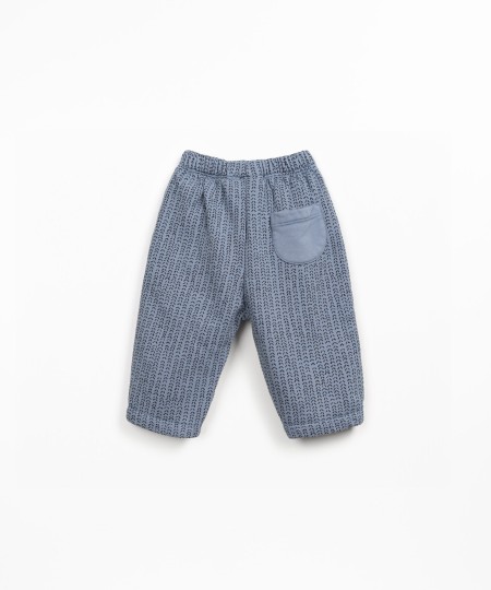 Knit trousers with natural fibers