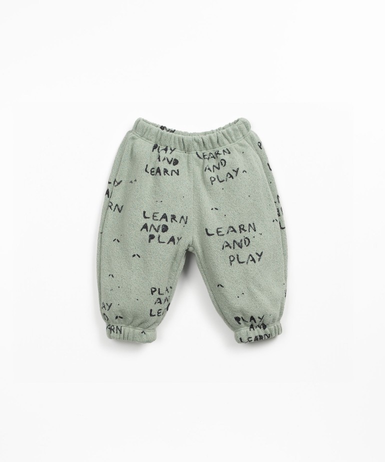 Pantaln de punto con algodn regenerativo y algodn reciclado