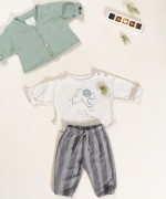 Pantalones con estampado de montaas