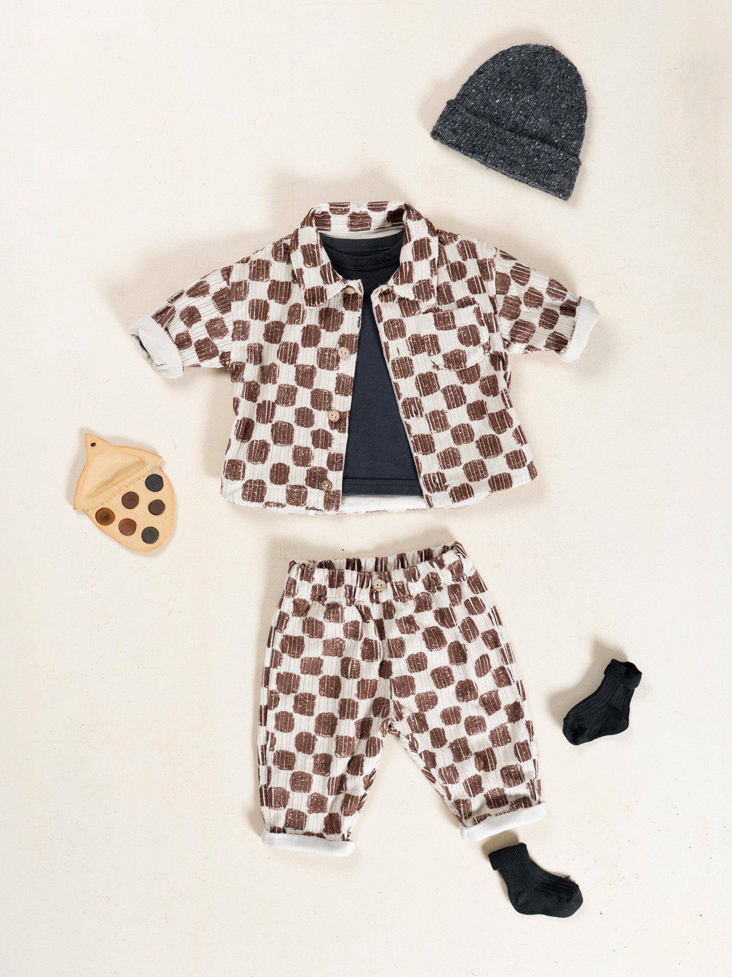 Pantalon en velours côtelé avec imprimé