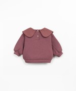 Knitted sweater with collar