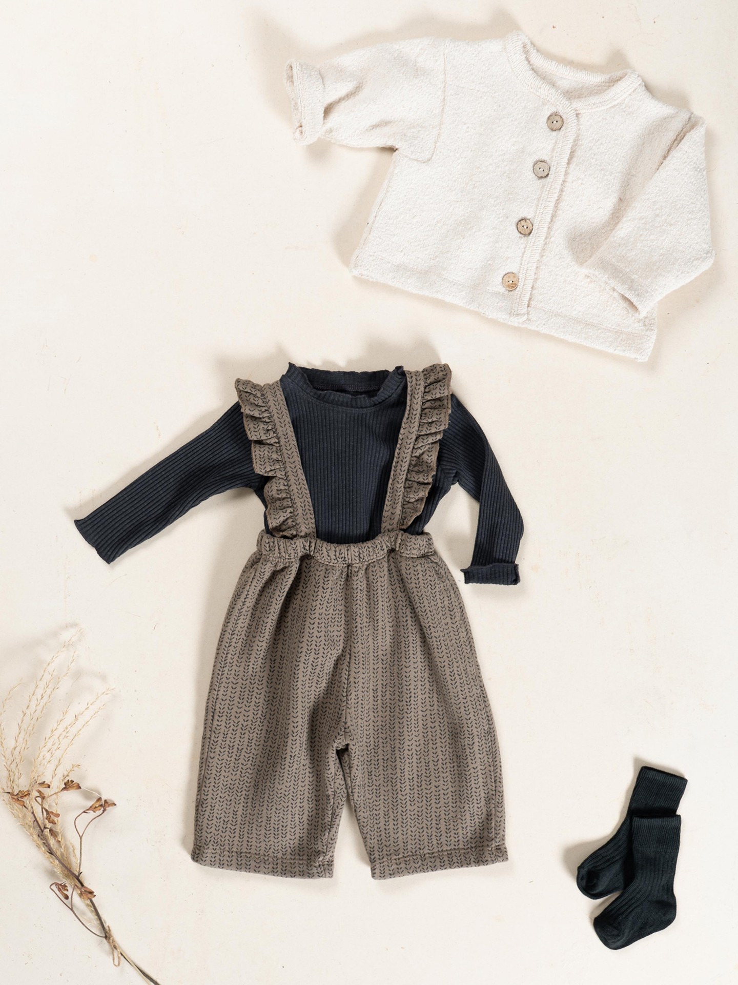 Cardigan in maglia con filato Re(play)