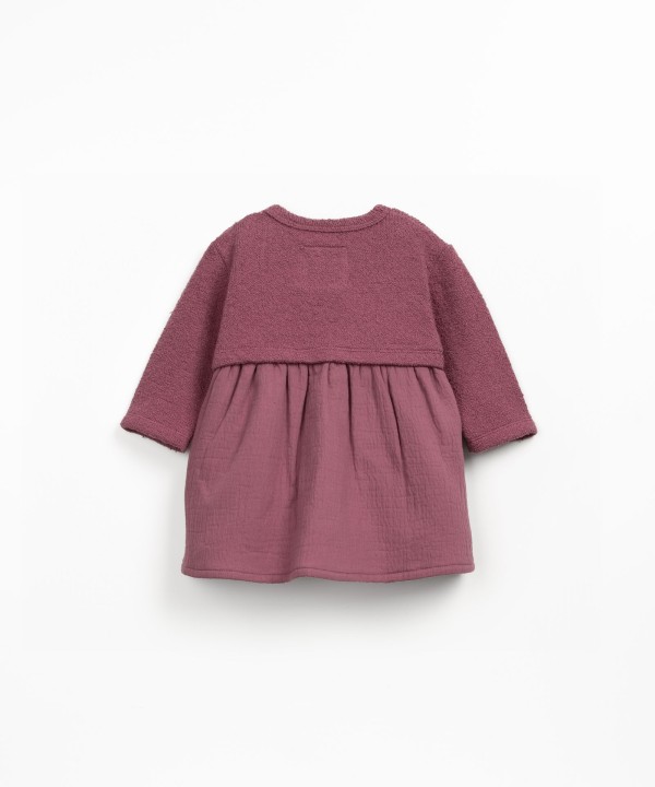 Dress in jersey and woven fabric mix