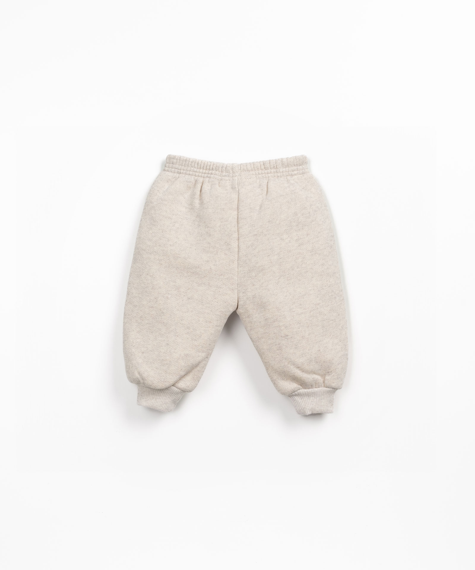 Calça de malha com mistura de fibras naturais e fibras recicladas
