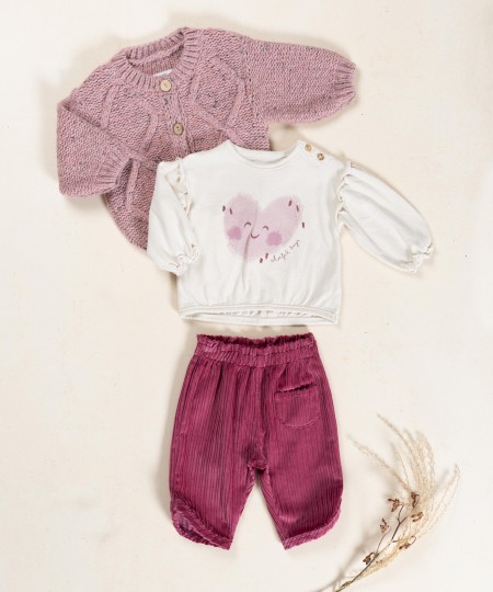 Camiseta con dibujo en la parte delantera