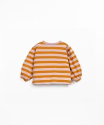 T-shirt with dropped shoulders
