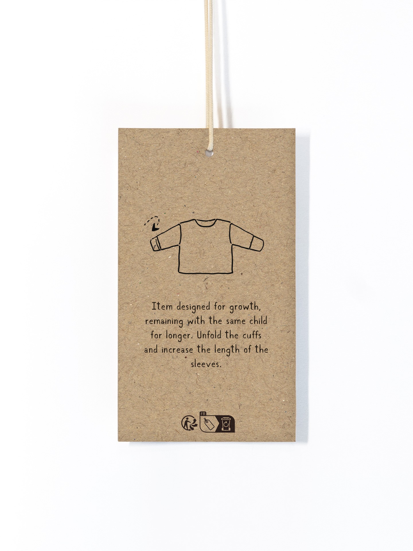 Pull rayé avec ouverture à l'épaule