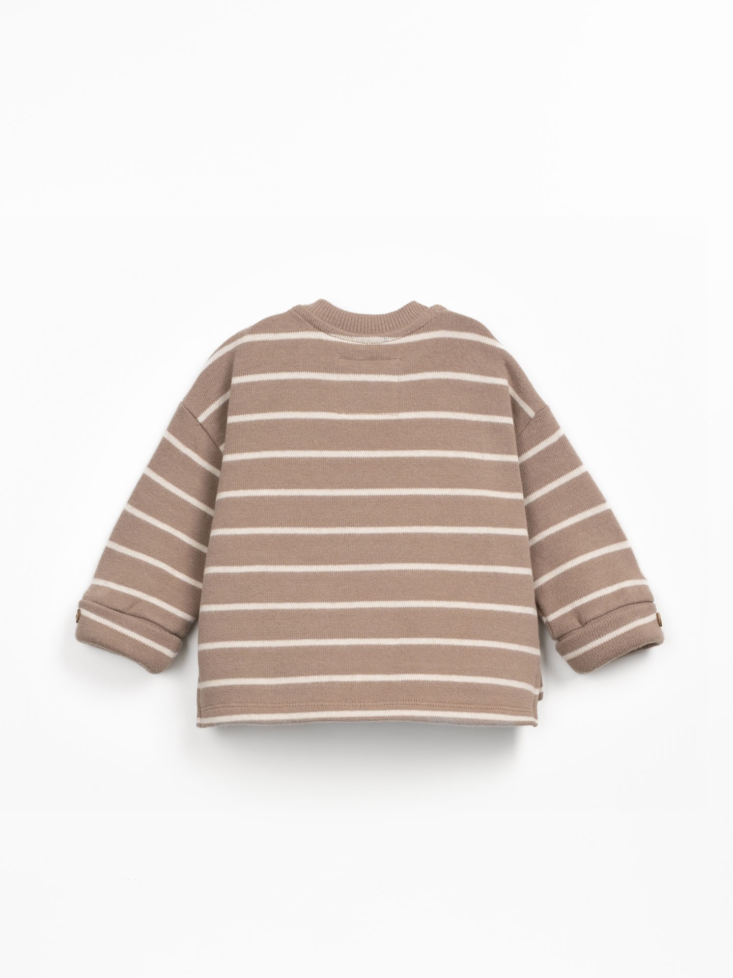 Pull à rayures en maille avec ouverture à l'épaule