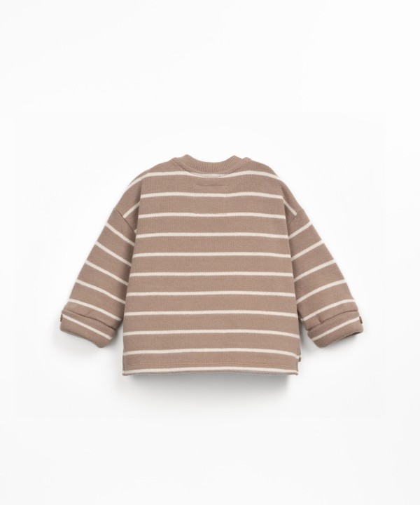 Pull � rayures en maille avec ouverture � l'�paule