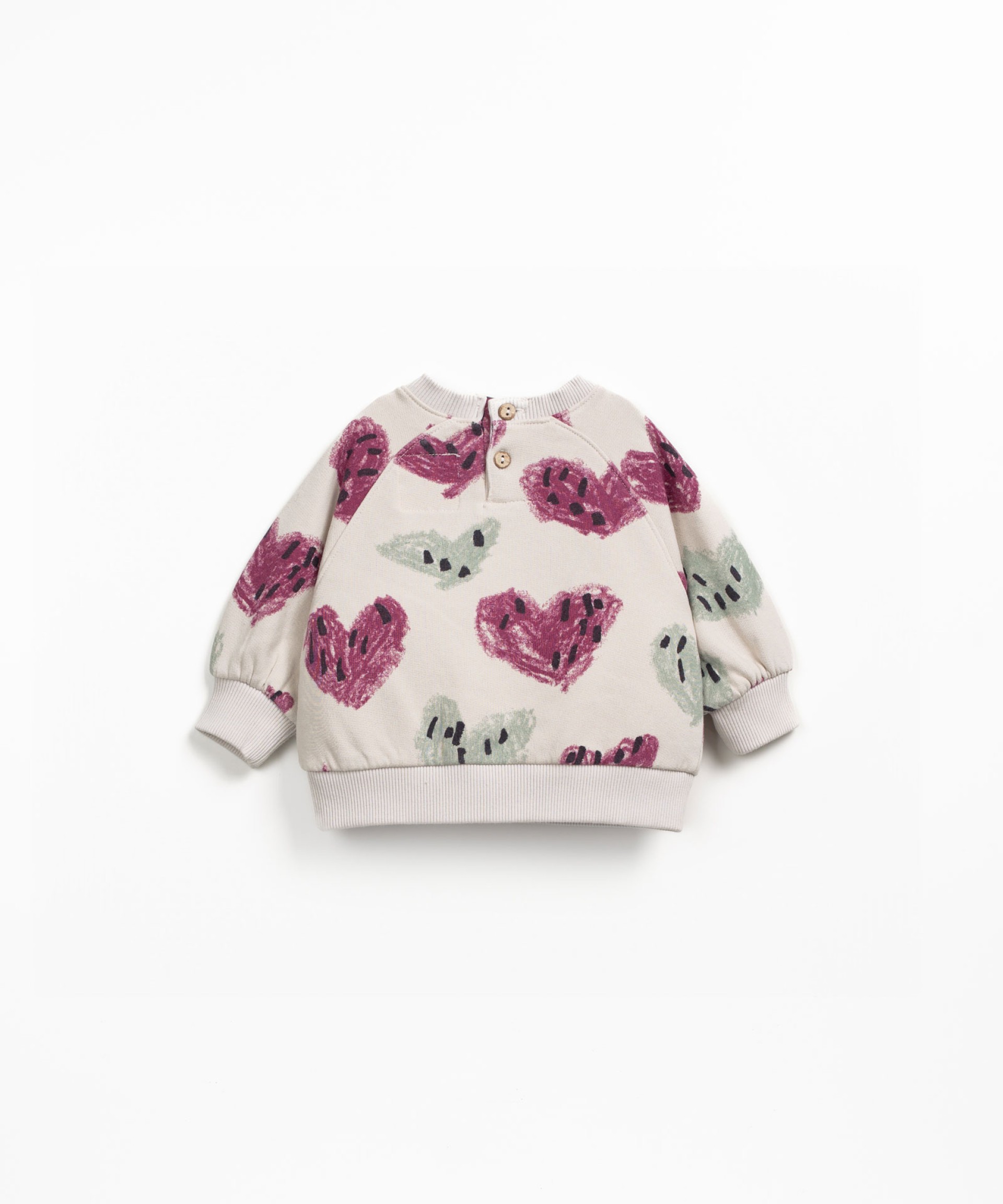 Sweater with heart print