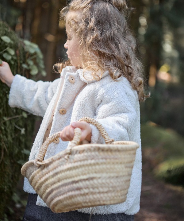 Fur coat with wooden buttons