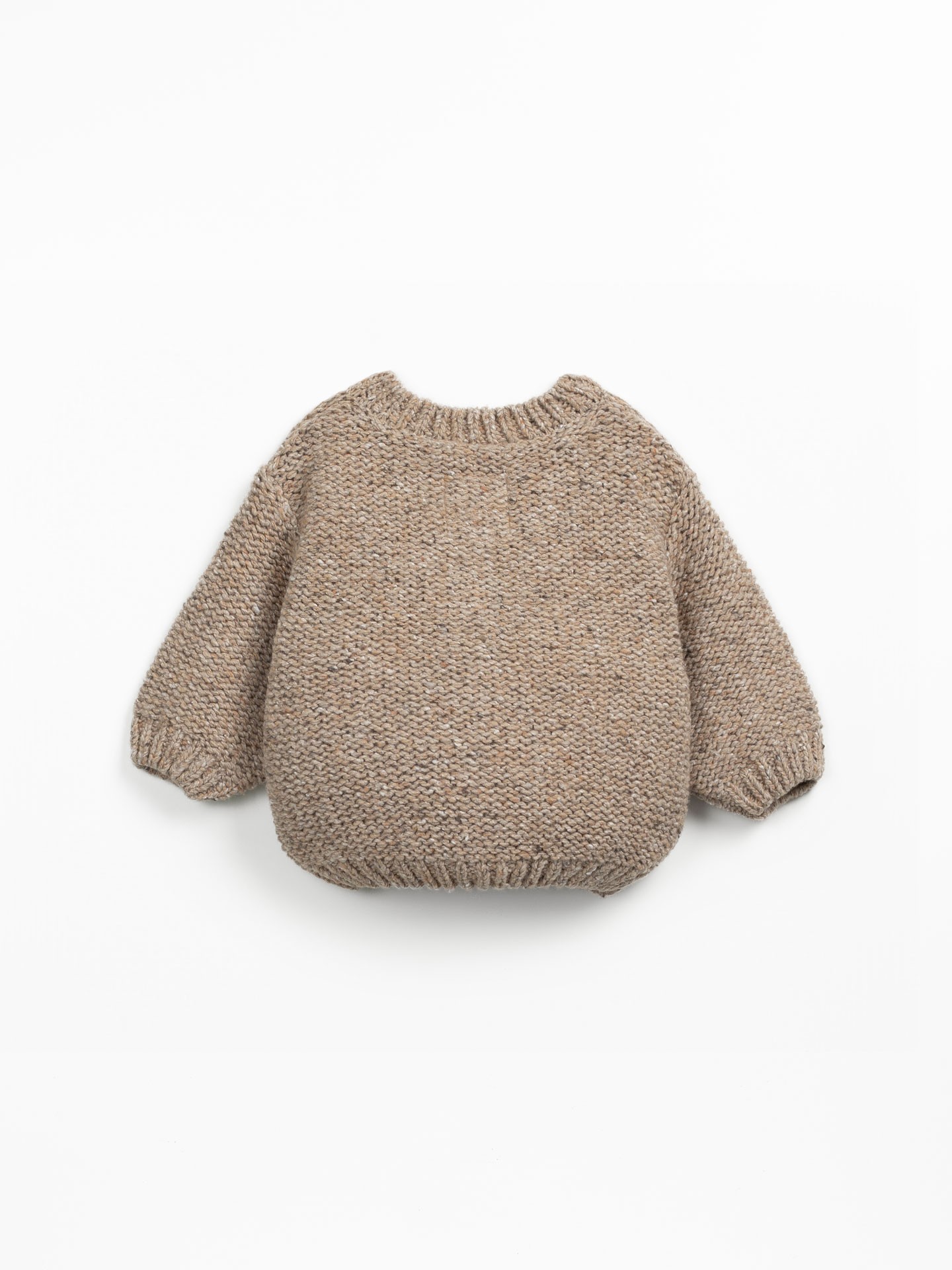 Veste en tricot avec fibres naturelles et fibres recyclées