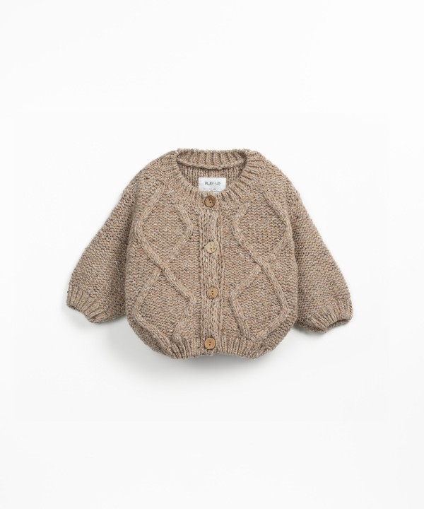Knitted jacket with natural and recycled fibers