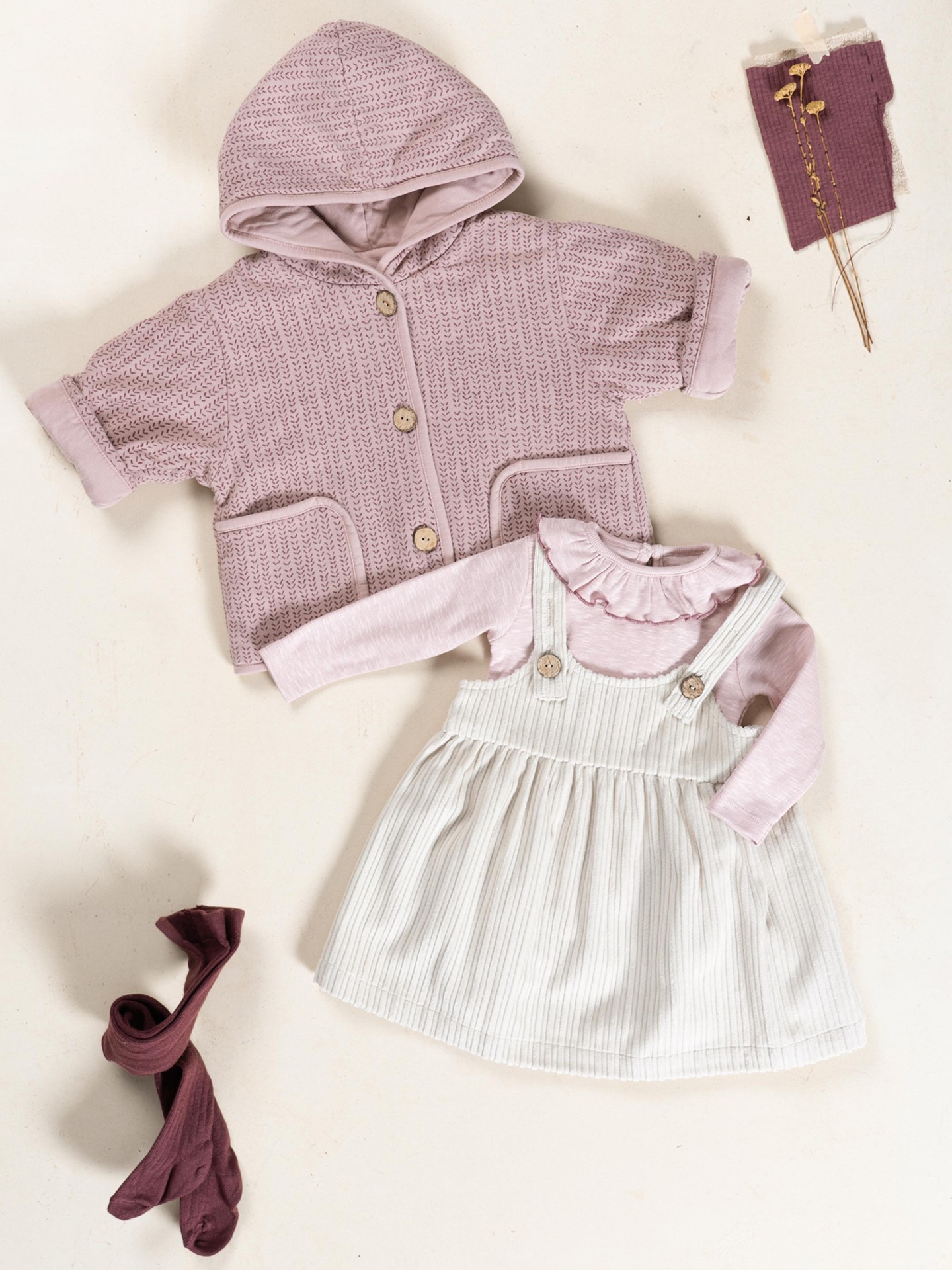 Robe en velours côtelé