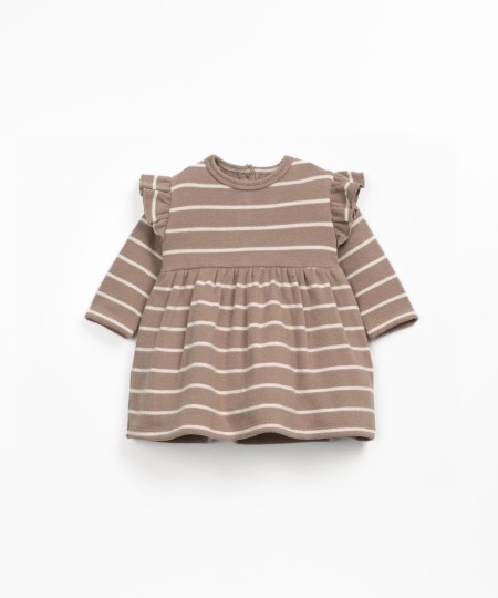 Vestido de punto con mezcla de fibras naturales y fibras recicladas