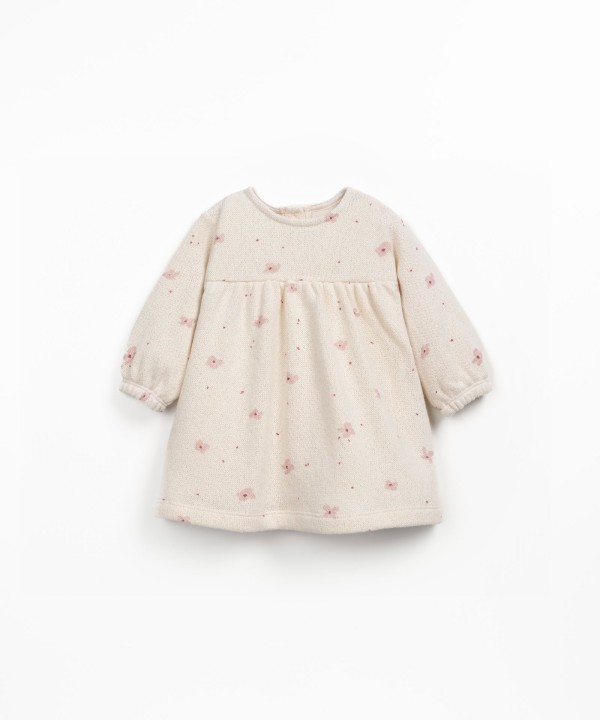 Abito in maglina con miscela di fibre naturali e riciclate