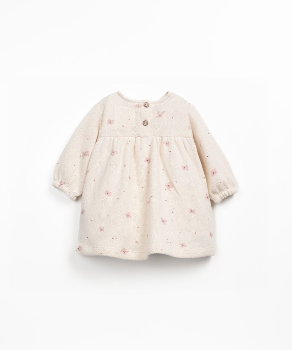 Abito in maglina con miscela di fibre naturali e riciclate