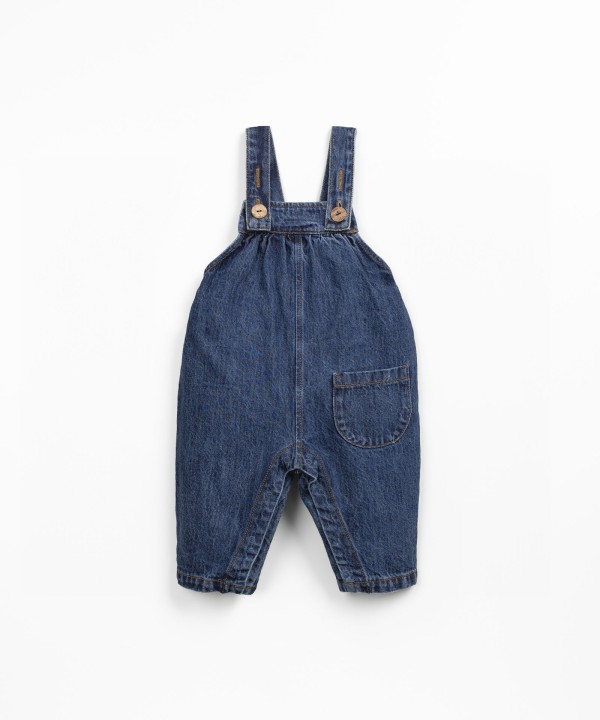 Denim jumpsuit with coconut buttons