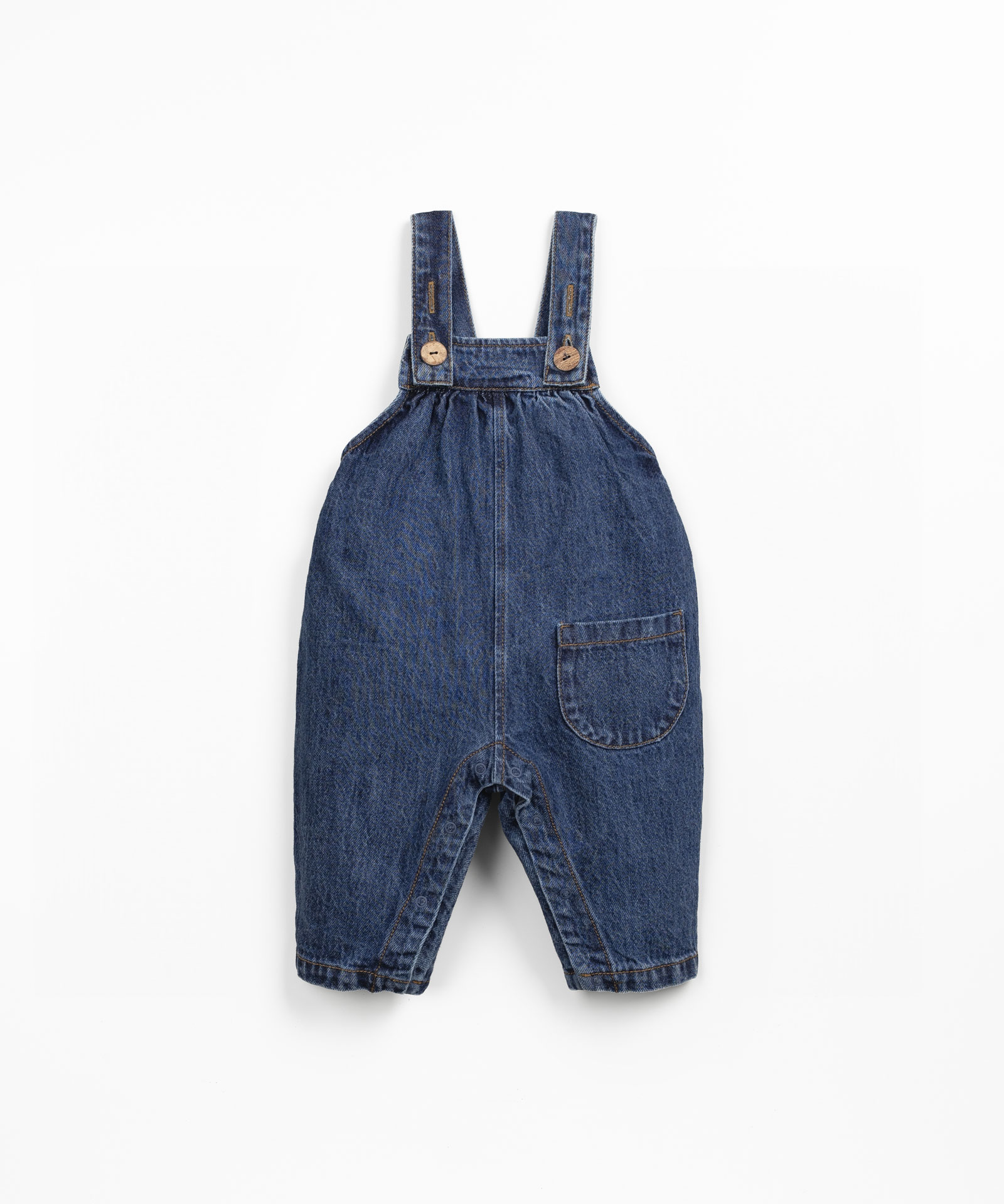 Salopette in denim con bottoni in cocco