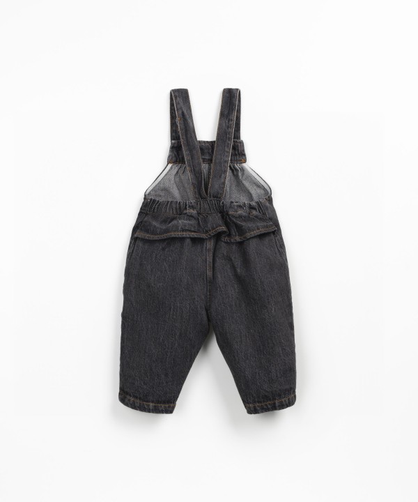 Denim jumpsuit with coconut buttons