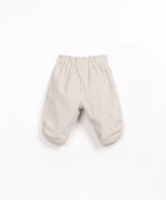 Corduroy trousers made from a blend of natural and recycled fibers