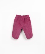 Corduroy trousers with a blend of natural and recycled fibres