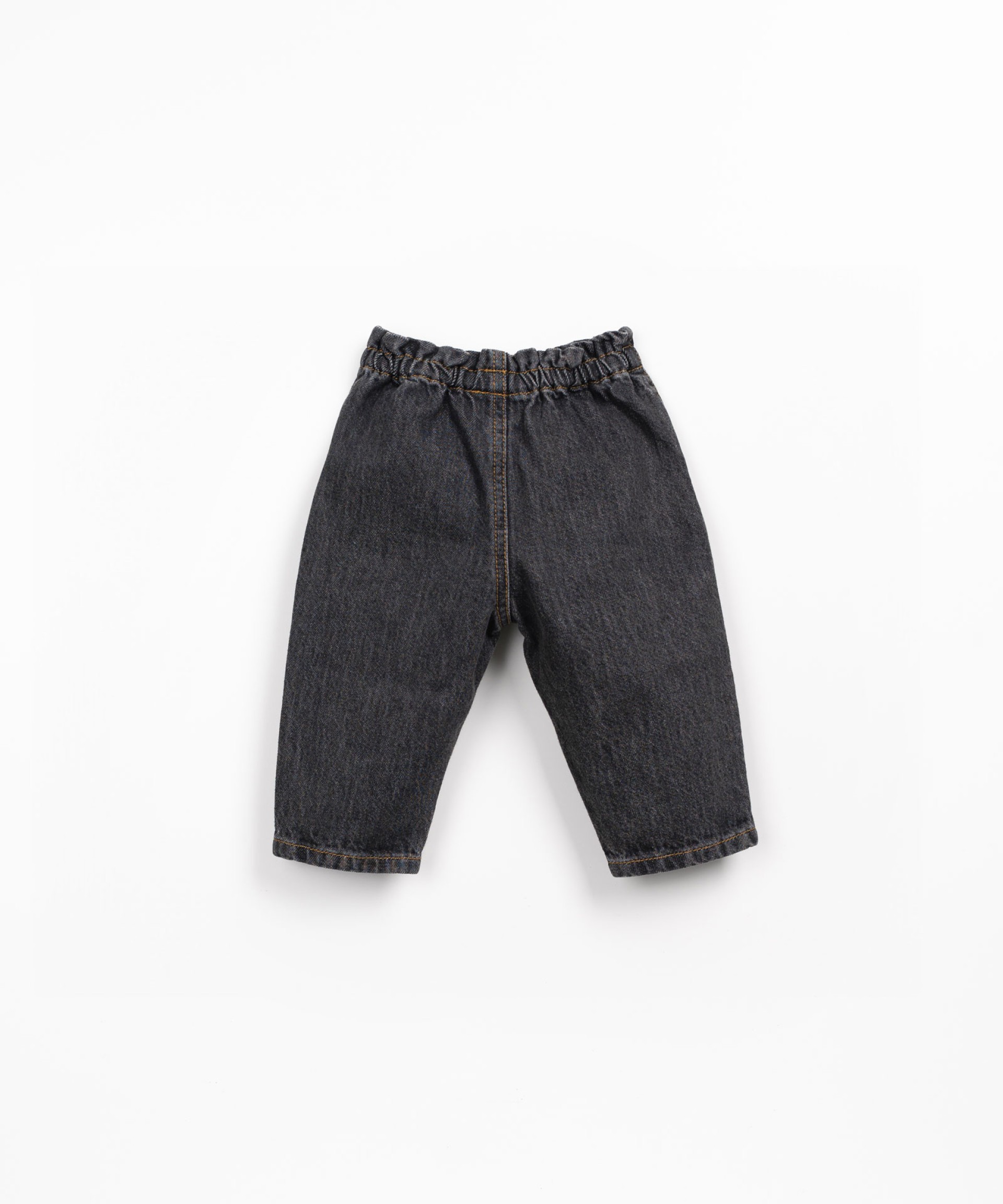 Denim trousers with pockets